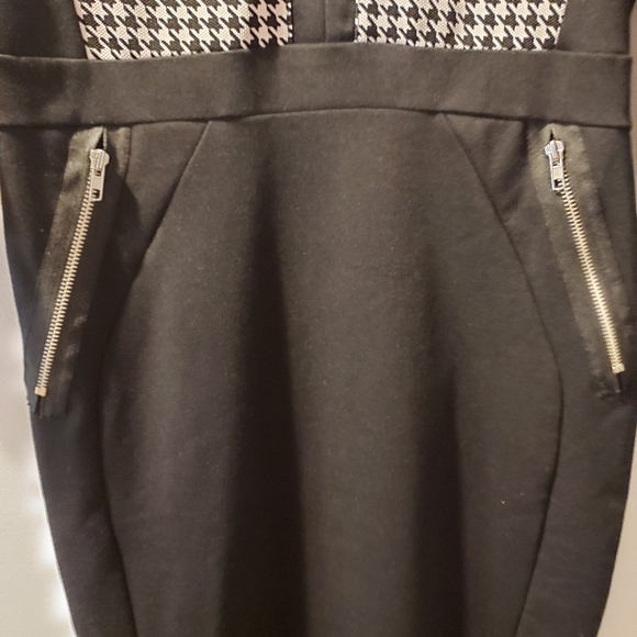 Homeyee Body-con Black and White Houndstooth 3/4 Sleeve Dress in Size 10 - Picture 4 of 12